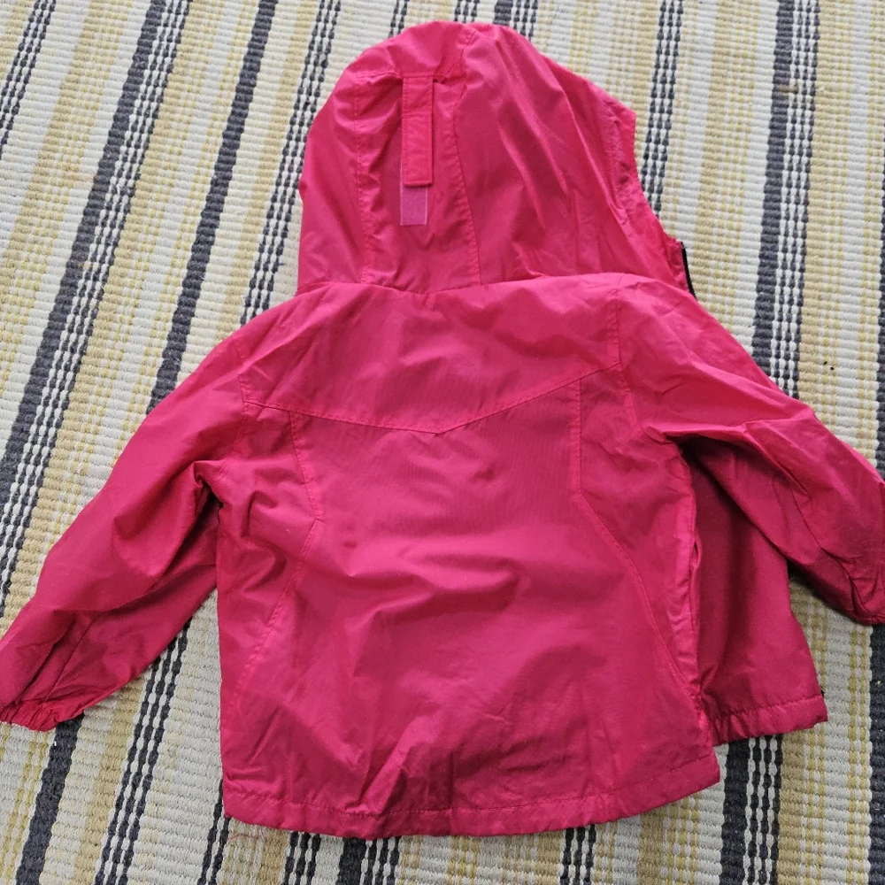 Colombia Pink Windbreaker Rain Jacket - Picture 6 of 6